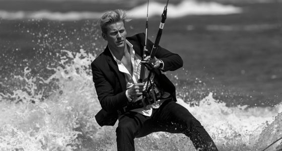 _Führungskraft beim Kitesurfen und se